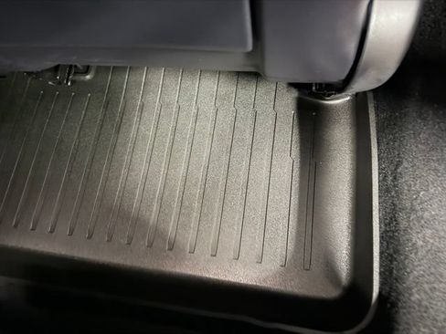 Used 2025 Tesla Model 3 RWD image 25