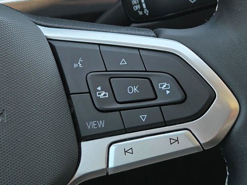 Certified 2023 Volkswagen Tiguan SE w/ Panoramic Sunroof Package FWD image 27