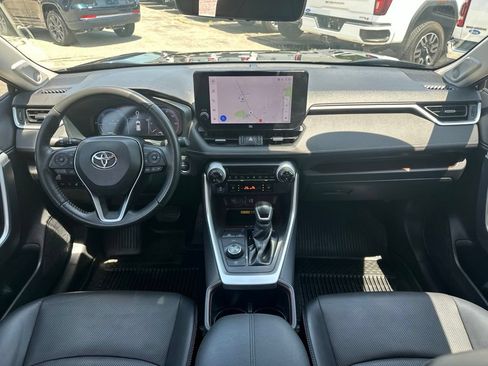 Used 2025 Toyota RAV4 Limited w/ Advanced Technology Package AWD/4WD image 17