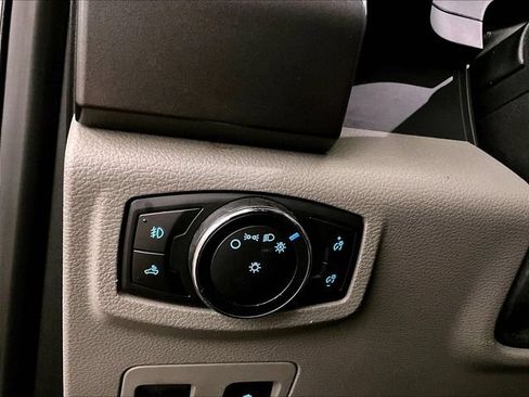 Used 2018 Ford F150 XLT w/ Equipment Group 302A Luxury AWD/4WD image 30