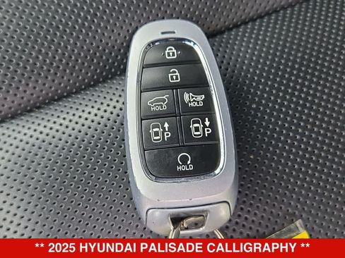 Used 2025 Hyundai Palisade Calligraphy AWD/4WD image 35