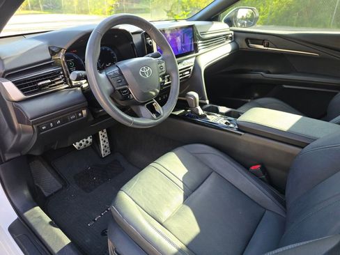 Used 2025 Toyota Camry XSE FWD image 25