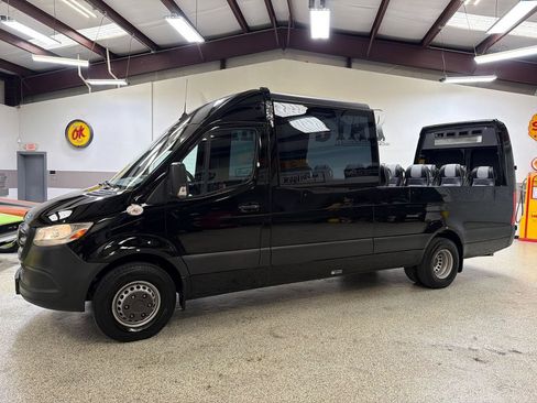 Used 2019 Mercedes-Benz Sprinter 170 Cargo image 29