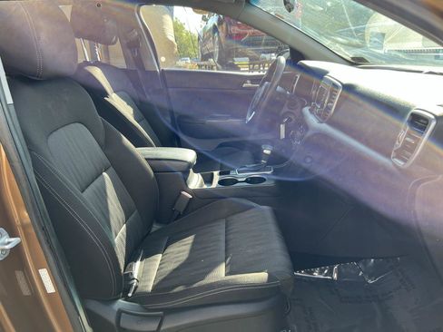 Used 2017 Kia Sportage LX FWD image 14