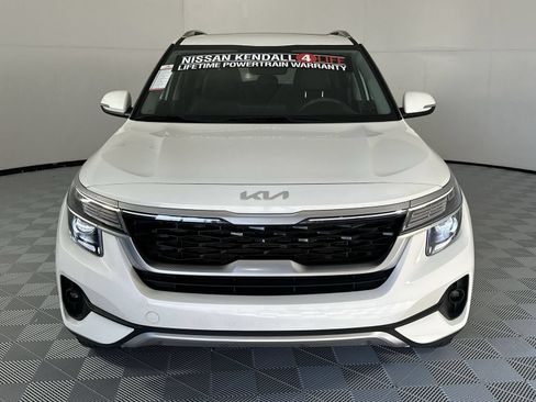 Used 2022 Kia Seltos EX AWD/4WD image 3
