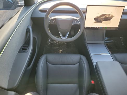 Used 2024 Tesla Model 3 Base image 16