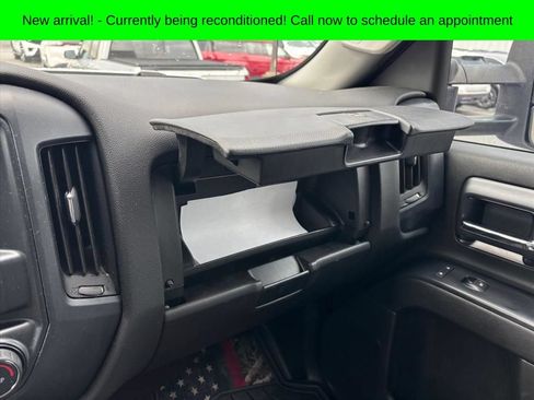 Used 2019 Chevrolet Silverado 2500 W/T AWD/4WD image 19