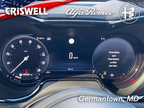 New 2025 Alfa Romeo Tonale image 23