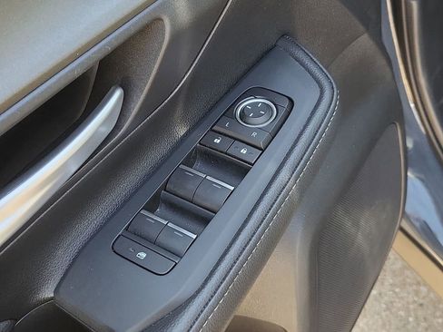 Used 2025 Toyota Grand Highlander AWD image 23