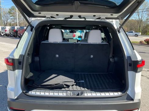 Used 2025 Lexus TX 350 AWD w/ Technology Package image 18