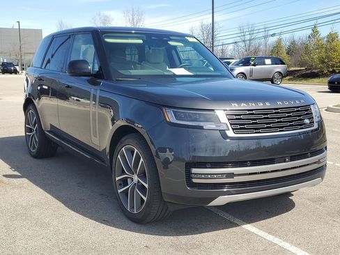 Certified 2024 Land Rover Range Rover SE AWD/4WD image 4