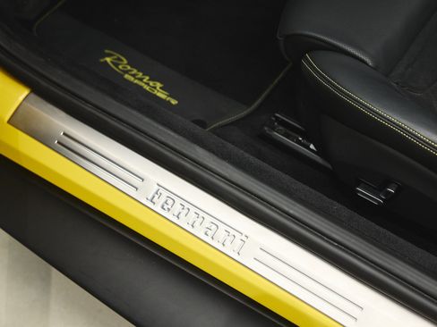 Used 2025 Ferrari Roma Spider RWD image 52