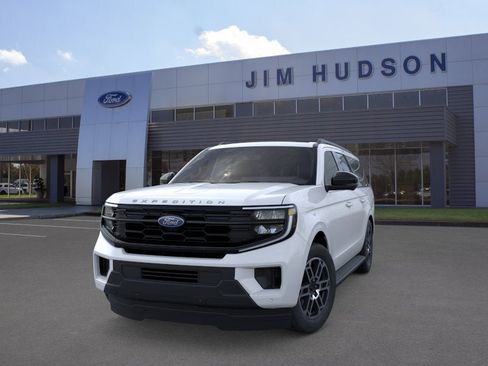 New 2026 Ford Expedition Max Active AWD/4WD image 2