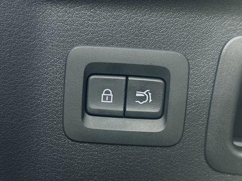 Used 2024 MAZDA CX-90 Plug-In Hybrid w/ Preferred image 33