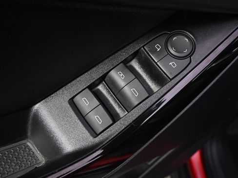 Used 2025 Chevrolet Equinox LT w/ Convenience Package II image 23