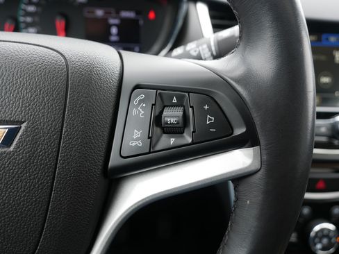 Used 2019 Chevrolet Trax Premier image 30