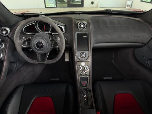 Used 2015 McLaren 650S Spider RWD image 50