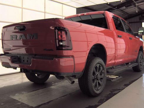 Used 2026 RAM 2500 Big Horn AWD/4WD image 3
