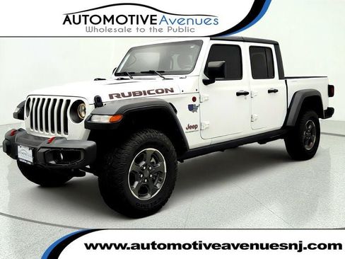 Used 2022 Jeep Gladiator Rubicon w/ Cold Weather Group AWD/4WD image 1