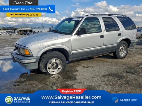 Used 1996 GMC Jimmy 2WD 4-Door image 1