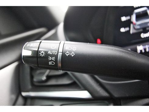 Used 2021 Cadillac CT4 V w/ Technology Package RWD image 17