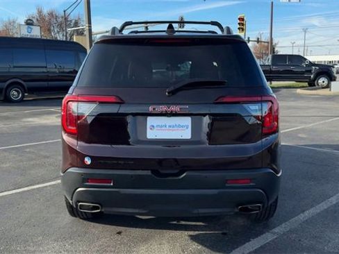 Used 2021 GMC Acadia SLT w/ Elevation Edition image 7