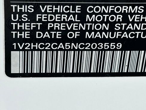 Certified 2022 Volkswagen Atlas Cross Sport SE image 48