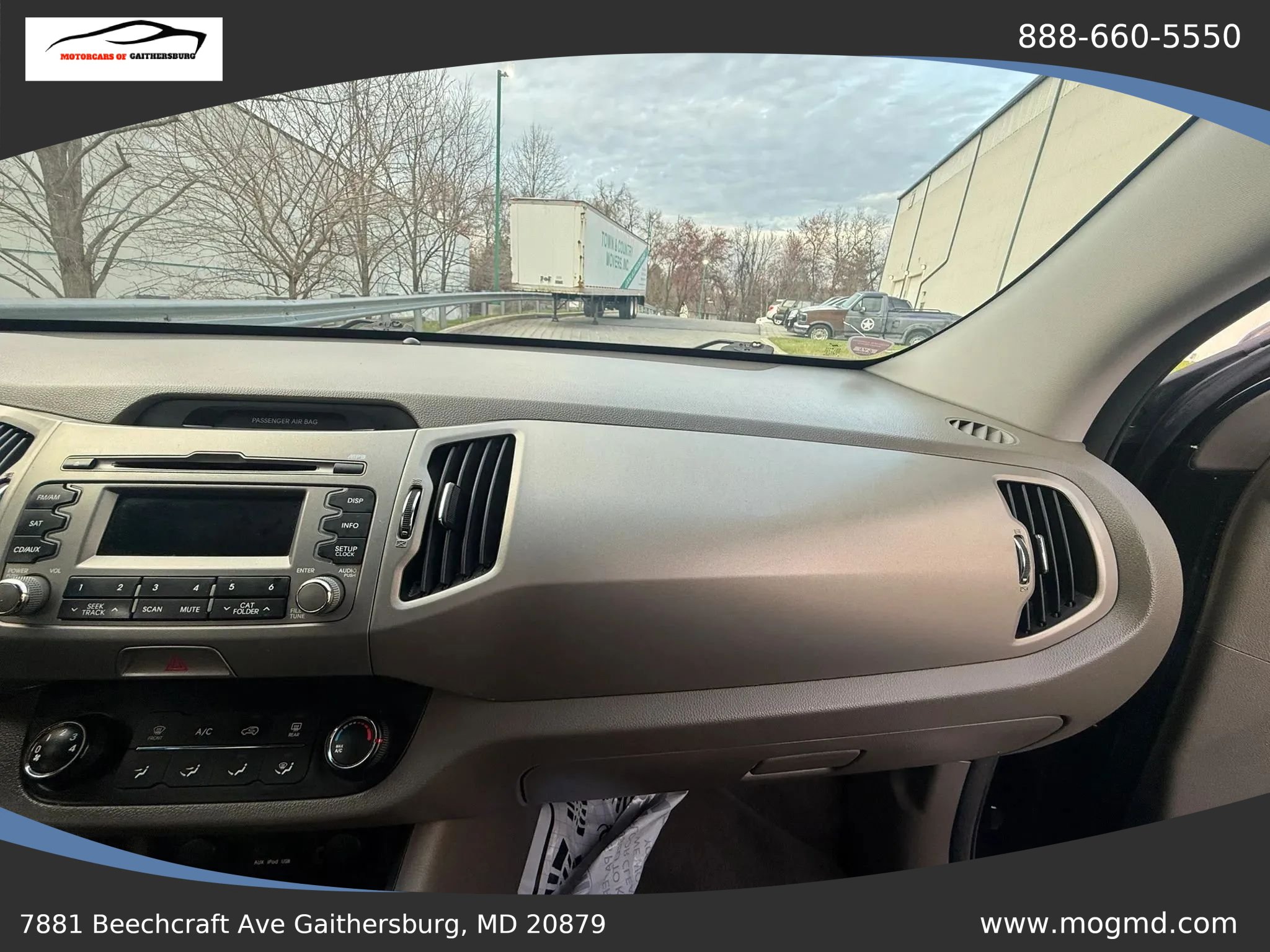 Used 2011 Kia Sportage LX FWD image 12