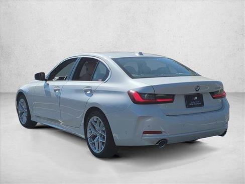 Used 2026 BMW 330i Sedan w/ Premium Package RWD image 3