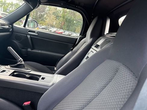 Used 2007 MAZDA MX-5 Miata Touring image 13