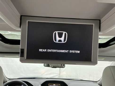 Used 2016 Honda Odyssey EX-L image 44