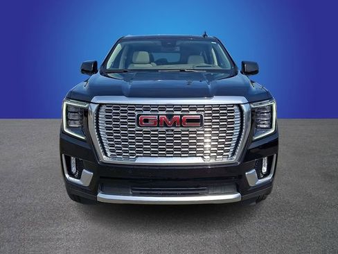 Used 2024 GMC Yukon XL Denali image 2