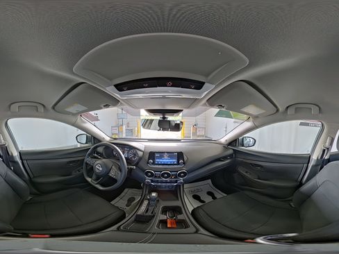 Used 2024 Nissan Sentra S image 10