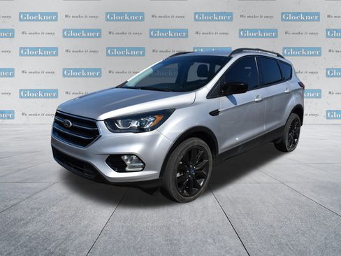 Used 2019 Ford Escape SE image 11