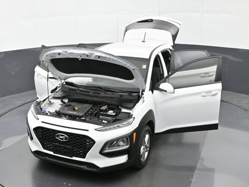Used 2021 Hyundai Kona SE FWD image 46