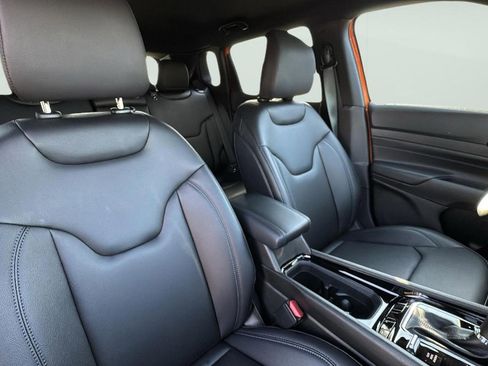 New 2026 Jeep Compass Limited image 21