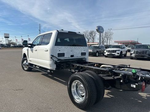 New 2026 Ford F350 4x4 Crew Cab DRW Super Duty image 21