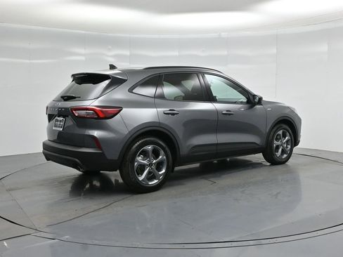 Used 2025 Ford Escape ST-Line image 25