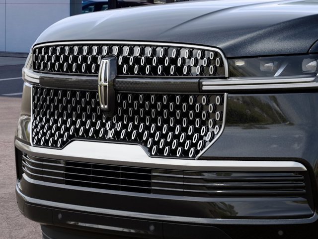New 2027 Lincoln Navigator Premiere AWD/4WD image 19