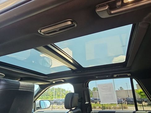 Used 2019 Ford Expedition Max Limited RWD image 26