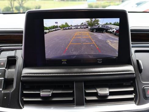 Used 2024 Chevrolet Tahoe Premier AWD/4WD image 13