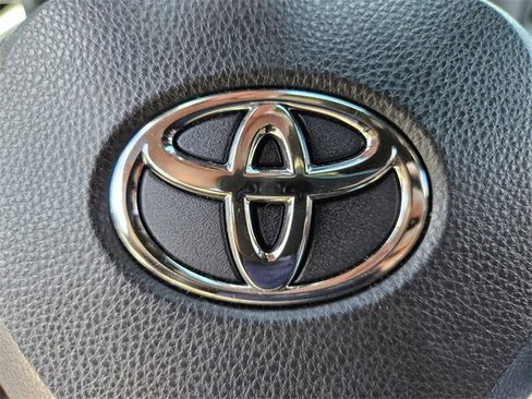 Used 2020 Toyota RAV4 XSE image 28