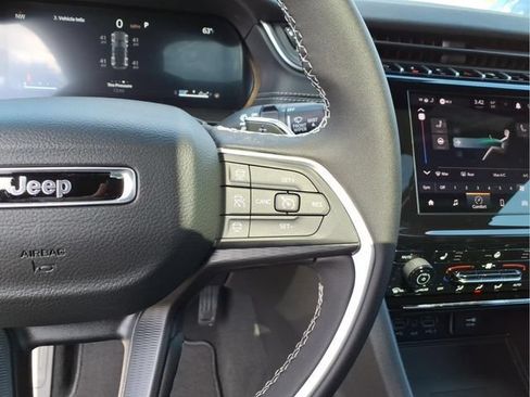 New 2026 Jeep Grand Cherokee Laredo X AWD/4WD image 21