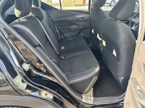 Used 2023 Nissan Kicks SV image 15