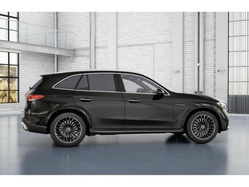 New 2026 Mercedes-Benz GLC 300 4MATIC image 17