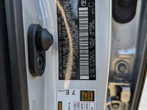 Used 2017 Toyota Prius Prime Advanced image 20