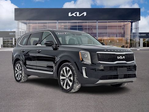 Certified 2022 Kia Telluride S image 1