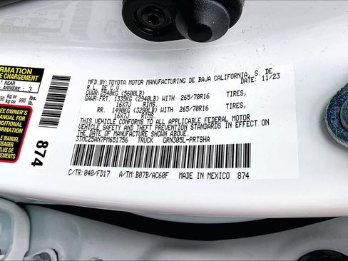 Used 2023 Toyota Tacoma TRD Off-Road image 36