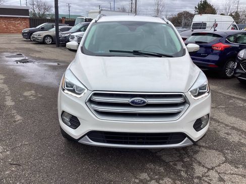 Used 2017 Ford Escape Titanium image 4