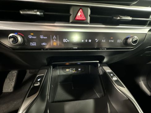 Certified 2025 Kia Sorento EX w/ EX Panoramic Sunroof Package image 23